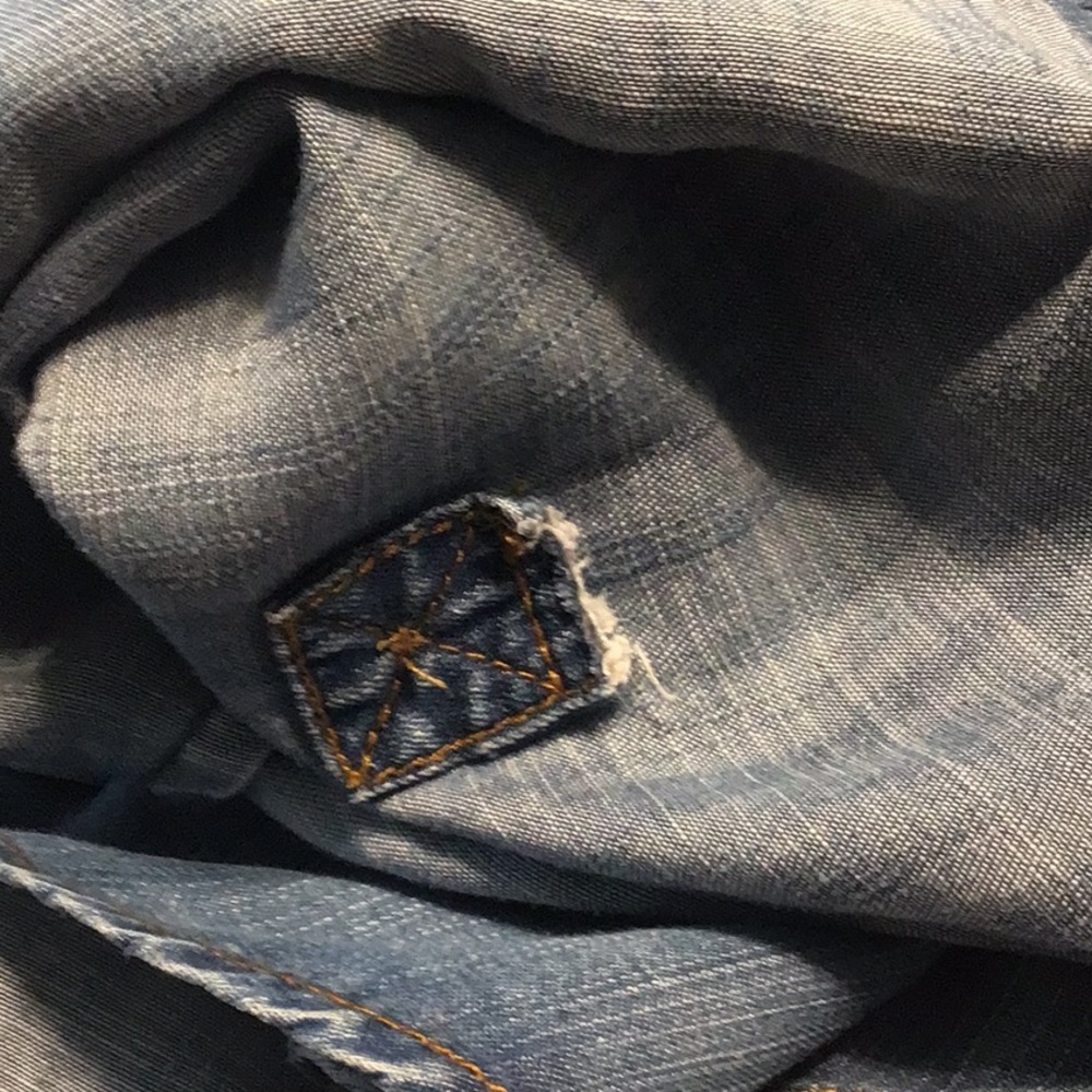 Chico’s chambray tunic - Picture 6 of 6